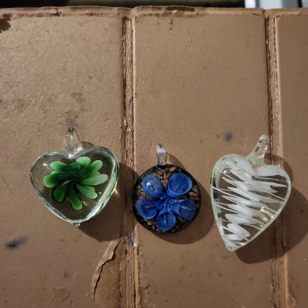 3ct Handmade Glass Flower Heart & Round Pendants - Green, Blue, White
